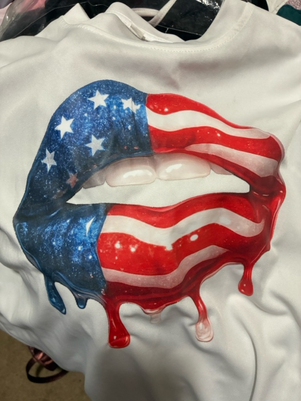 Source Unknown White Knit Top with L Tag